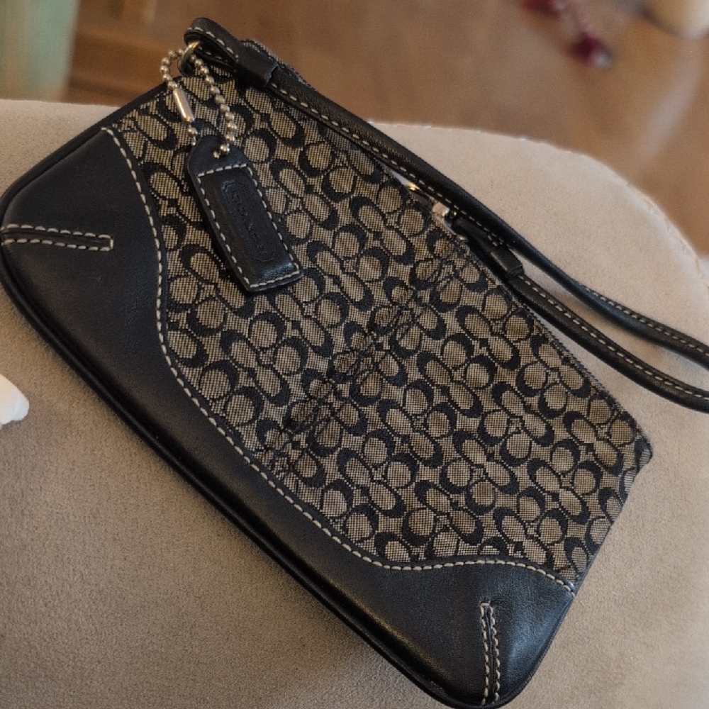VTG Coach Mini Y2K Wristlet